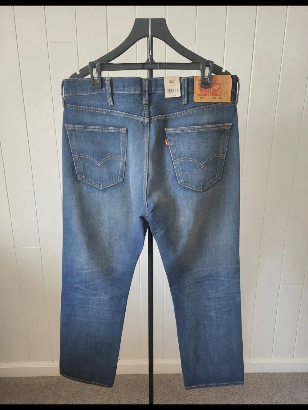 NWT Levi's Men's Straight Jeans in Washed Blue Denim